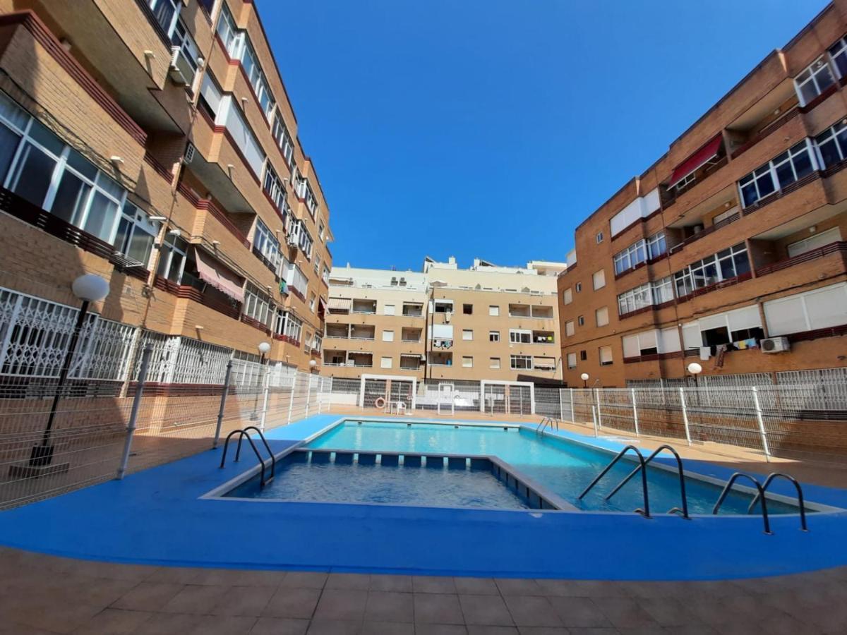 016 Happiness Apartment - Alicante Holiday Torrevieja Exterior foto